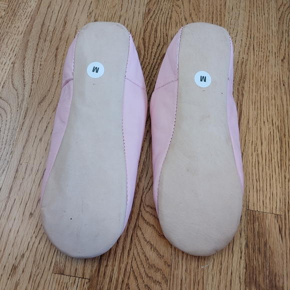 Le Nix Papuches Slippers - Picture 2 of 3